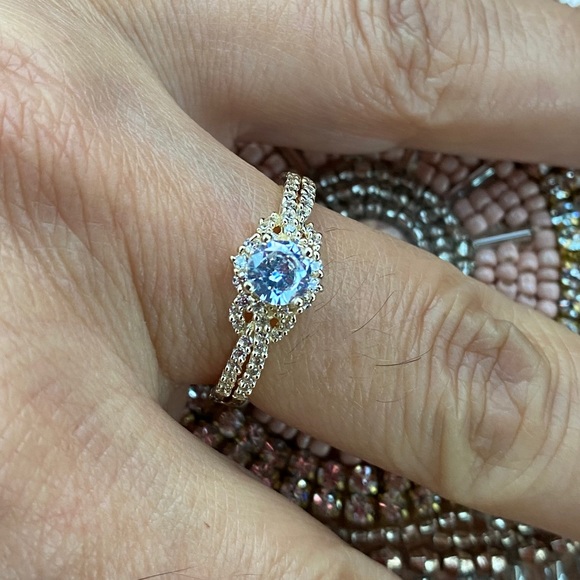 14k Solid Yellow Gold Engagement Ring - Picture 13 of 15